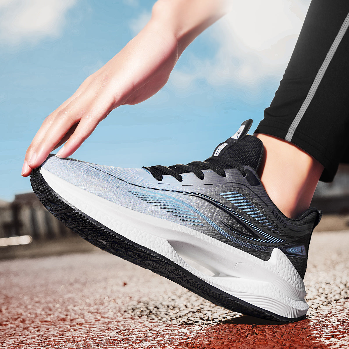 ♛𝔽𝕦𝕤𝕚𝕠𝕟 𝔽𝕠𝕔𝕦𝕤☢︎ᴄᴀꜱᴜᴀʟ ꜱɴᴇᴀᴋᴇʀ ♜✽𝟤𝟢𝟤𝟧✽春夏新款漸層風耐磨好穿又百搭增高運動鞋 男女款 大🦶款(39-46) H062