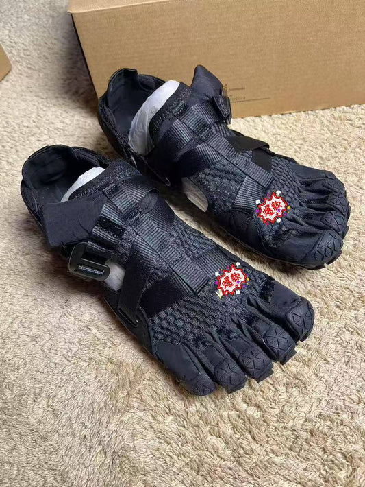 ∯ 𝖚𝖗𝖇𝖆𝖓 𝖋𝖚𝖓𝖈𝖙𝖎𝖔𝖓 Ψ 𝓔 健身瑜伽運動五指涼鞋版運動款 F-090 男女款 情侶款 大🦶款 (36-47碼)