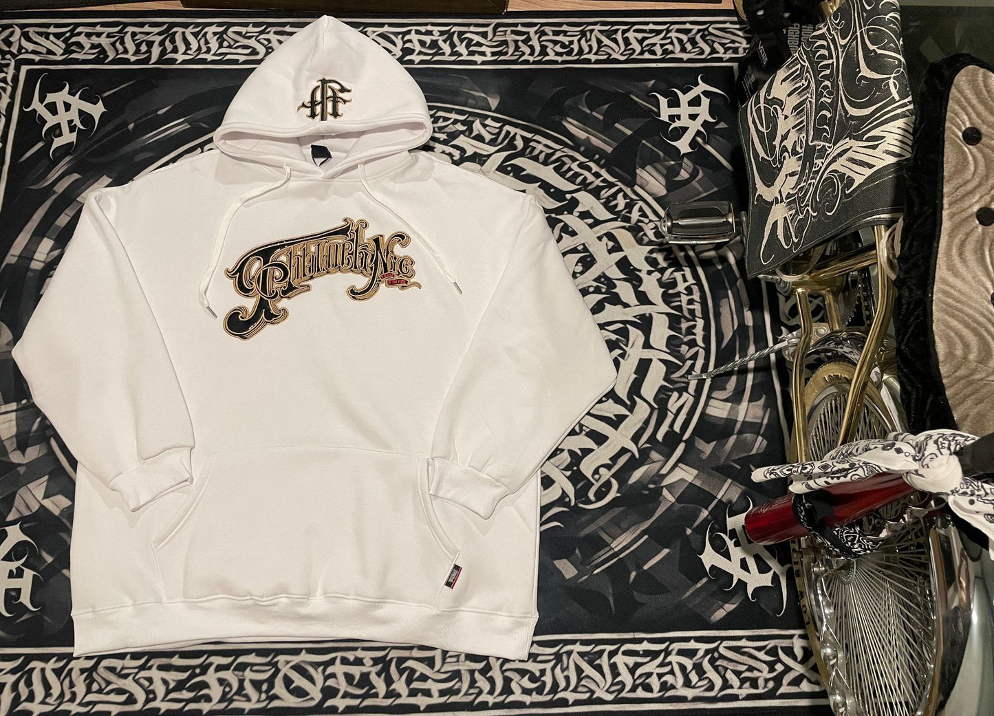 𝔽𝕦𝕤𝕚𝕠𝕟 𝔽𝕠𝕔𝕦𝕤-ᴄʜɪᴄᴀɴᴏ♠︎悍匪♠︎ 美式西海岸嘻哈風加厚帽T