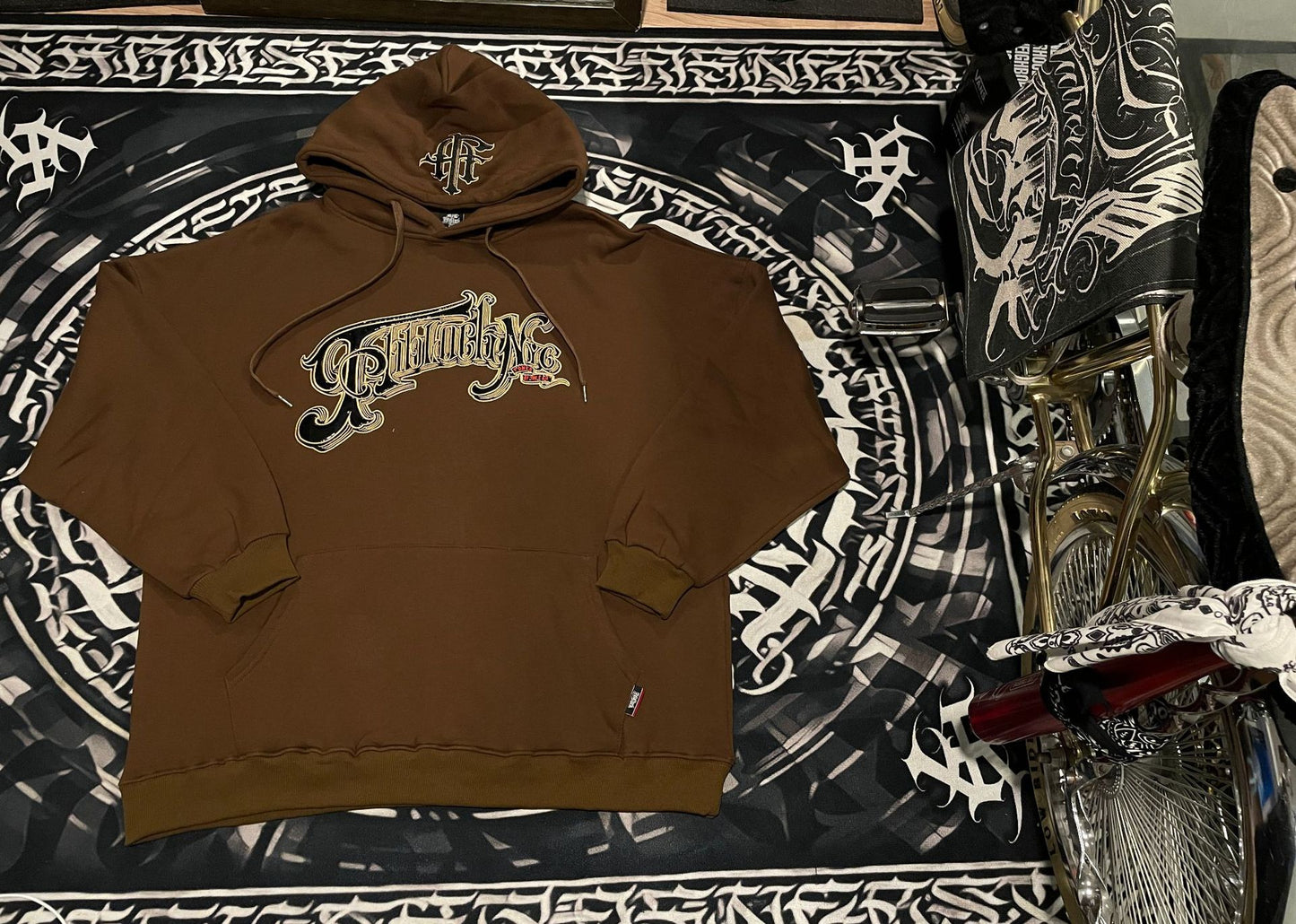 𝔽𝕦𝕤𝕚𝕠𝕟 𝔽𝕠𝕔𝕦𝕤-ᴄʜɪᴄᴀɴᴏ♠︎悍匪♠︎ 美式西海岸嘻哈風加厚帽T