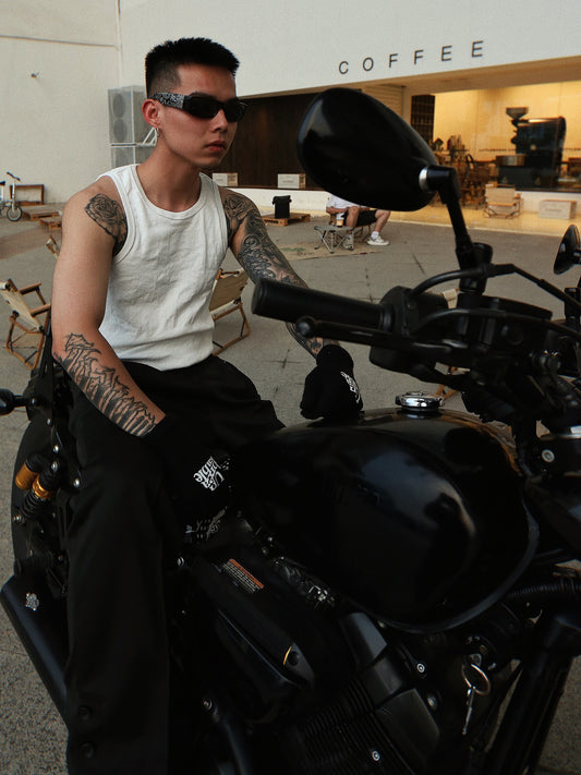 𝔽𝕦𝕤𝕚𝕠𝕟 𝔽𝕠𝕔𝕦𝕤 -ᴄʜɪᴄᴀɴᴏ♠︎悍匪♠︎ 美式重磅純色背心加厚螺紋緊身