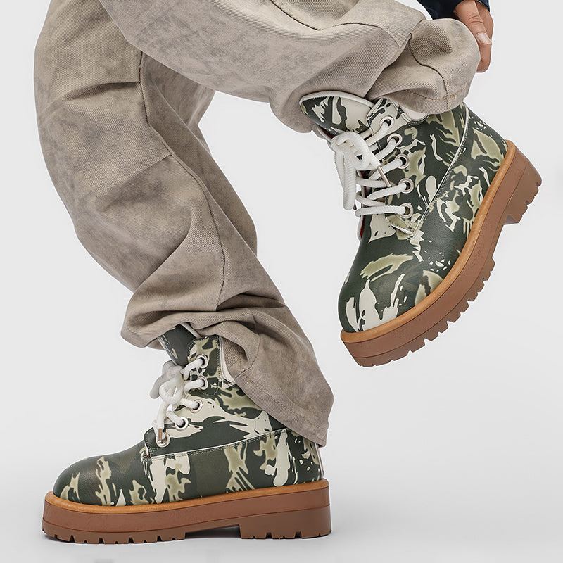 ♛𝔽𝕦𝕤𝕚𝕠𝕟 𝔽𝕠𝕔𝕦𝕤☢︎ᴄᴀꜱᴜᴀʟ ᴅʀᴇꜱꜱ ♜✽2026✽ 迷彩風高筒隱形增高厚底五孔男靴（大🦶到45碼） YZ-08
