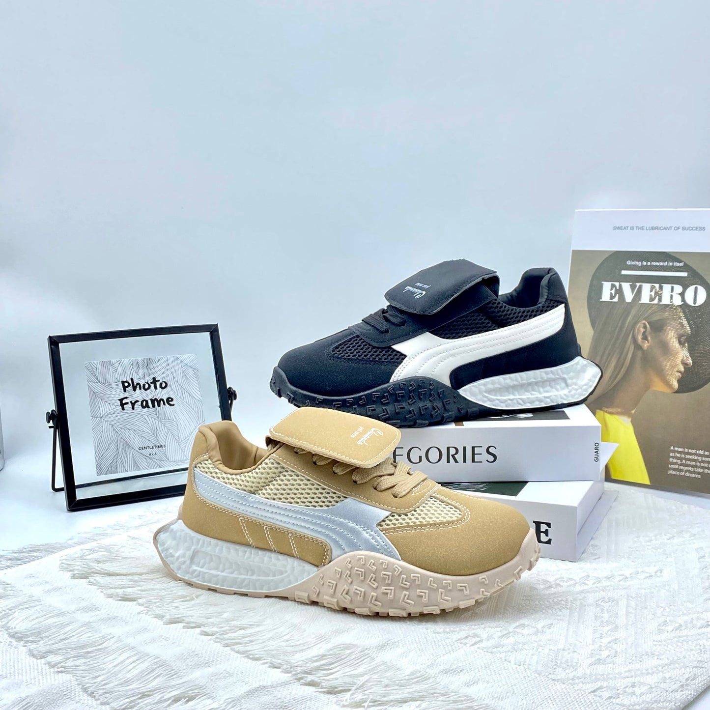 ♛𝔽𝕦𝕤𝕚𝕠𝕟 𝔽𝕠𝕔𝕦𝕤☢︎ꜰʟᴇxɪɴɢ-ꜱʜᴏᴇꜱ ♜✽𝟤𝟢𝟤𝟧✽ 夏季新款百搭厚底休閒運動鞋 女款 (35-40號）MB7