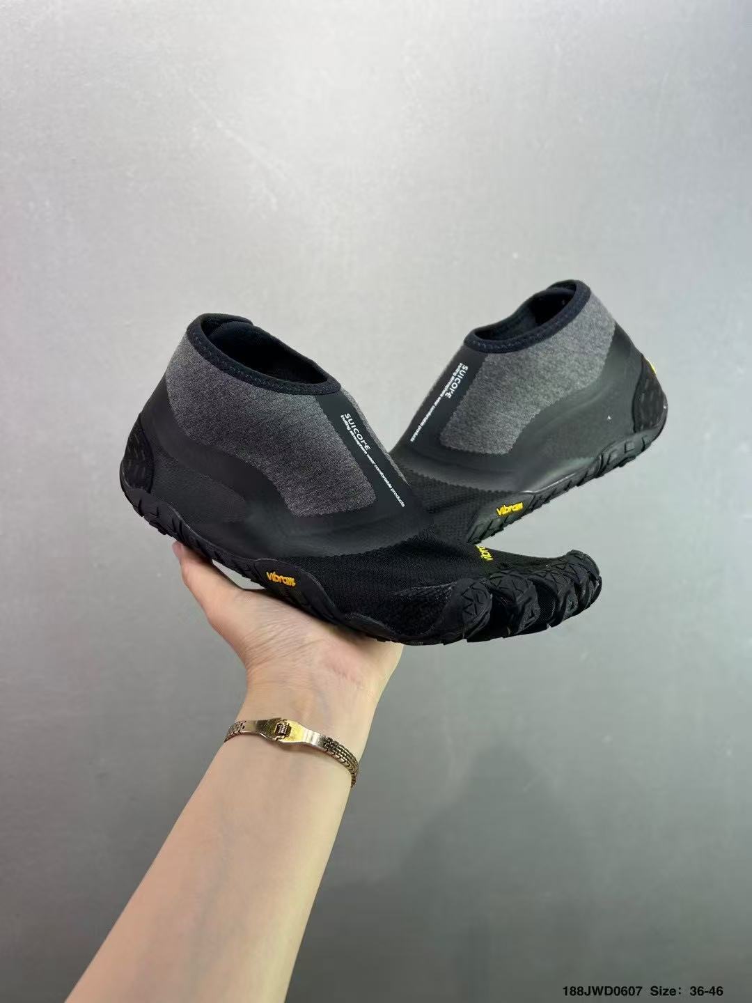 ∯ 𝖚𝖗𝖇𝖆𝖓 𝖋𝖚𝖓𝖈𝖙𝖎𝖔𝖓 Ψ 𝓔 健身瑜伽全包覆五指運動鞋 F-772 男女款 情侶款  大🦶款 (36-47碼)此系列偏小建議買大一號