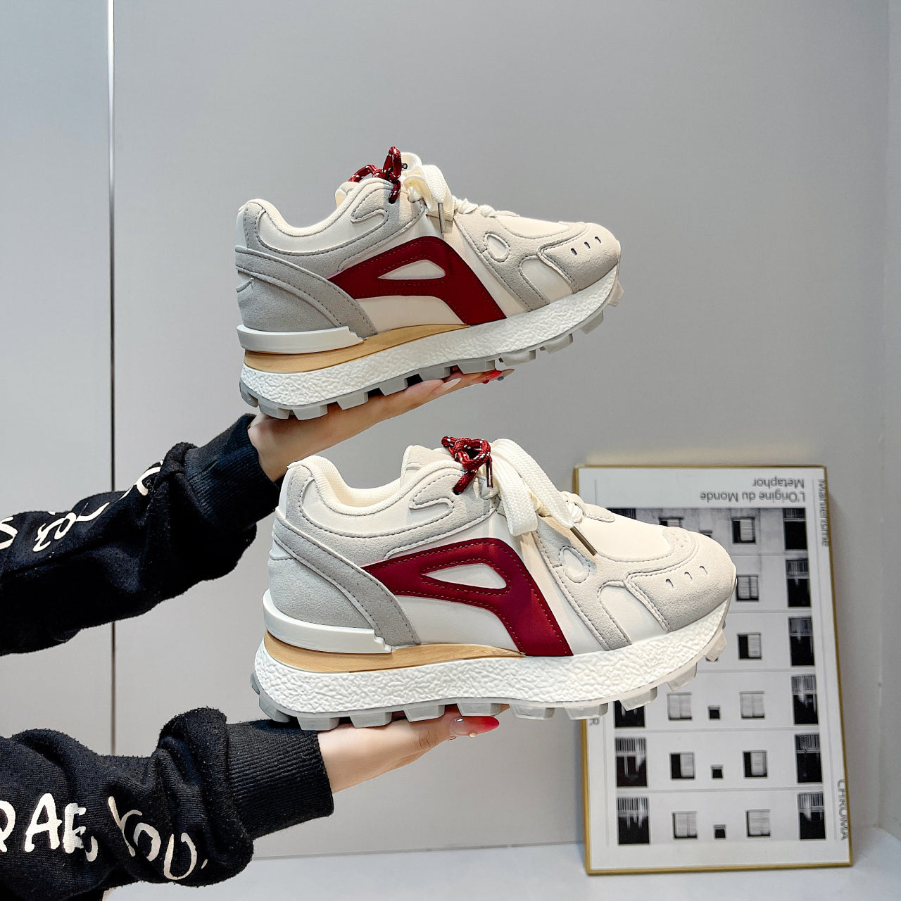 ♛𝔽𝕦𝕤𝕚𝕠𝕟 𝔽𝕠𝕔𝕦𝕤☢︎ꜰʟᴇxɪɴɢ-ꜱʜᴏᴇꜱ ♜✽𝟤𝟢𝟤𝟧✽ 夏季新款增高耐穿鞋底心運動鞋 女款 (35-40號）A08