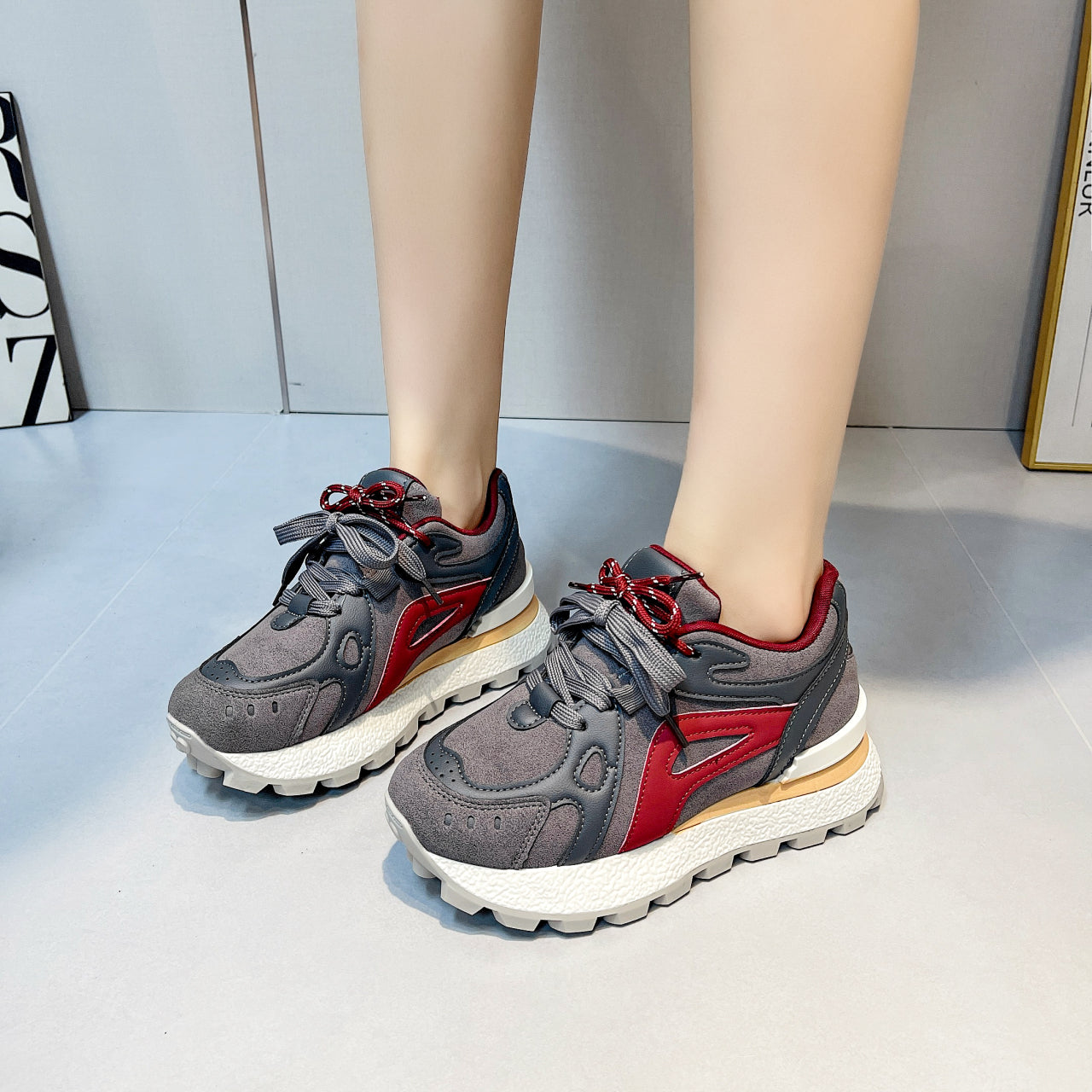 ♛𝔽𝕦𝕤𝕚𝕠𝕟 𝔽𝕠𝕔𝕦𝕤☢︎ꜰʟᴇxɪɴɢ-ꜱʜᴏᴇꜱ ♜✽𝟤𝟢𝟤𝟧✽ 夏季新款增高耐穿鞋底心運動鞋 女款 (35-40號）A08