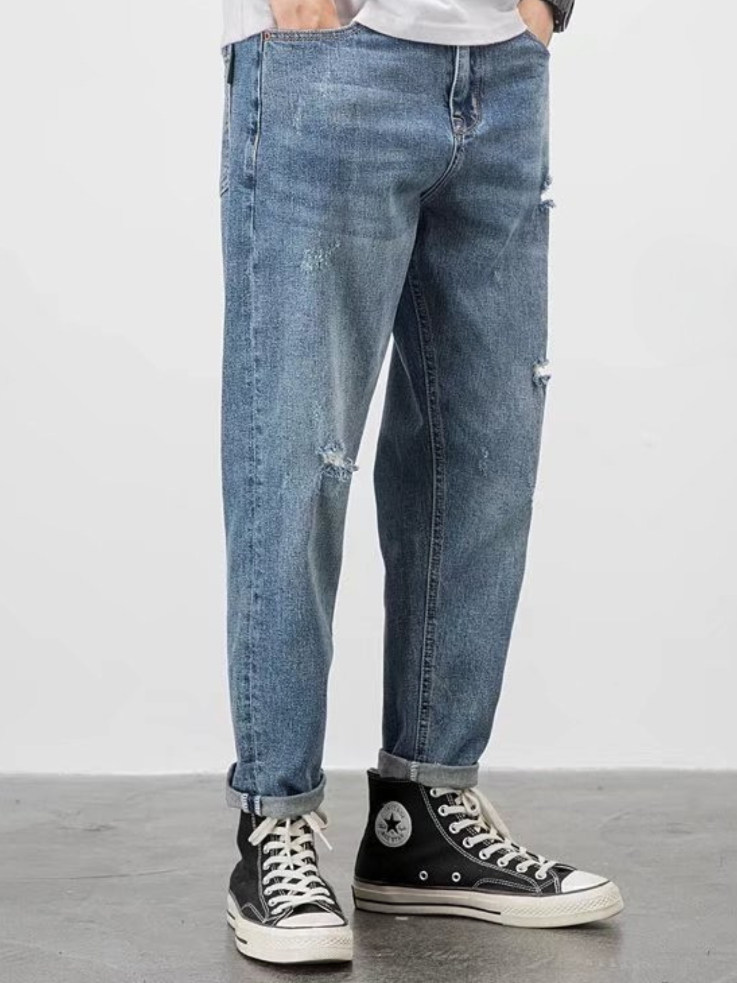 ♜  𝔽𝕦𝕤𝕚𝕠𝕟 𝔽𝕠𝕔𝕦𝕤  𖥟 𝖏𝖊𝖆𝖓𝖘  ☞2025夏季新款牛仔褲潮流破洞休閒小直筒修身九分褲 D-101