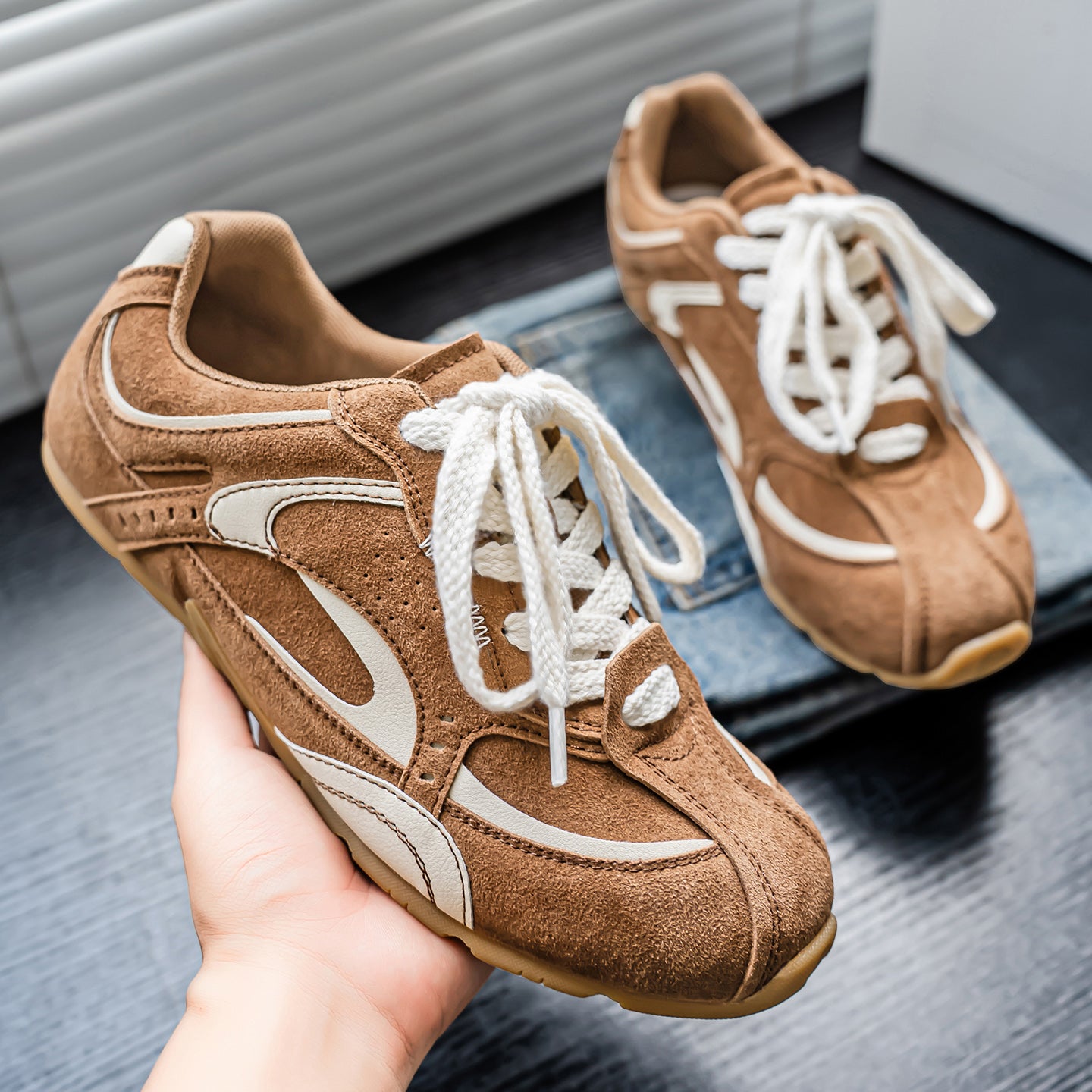 ♛𝔽𝕦𝕤𝕚𝕠𝕟 𝔽𝕠𝕔𝕦𝕤☢︎ᴄᴀꜱᴜᴀʟ ꜱɴᴇᴀᴋᴇʀ ♜✽𝟤𝟢𝟤𝟧✽春夏新款低底包覆運動慢跑鞋   男女款  MP7