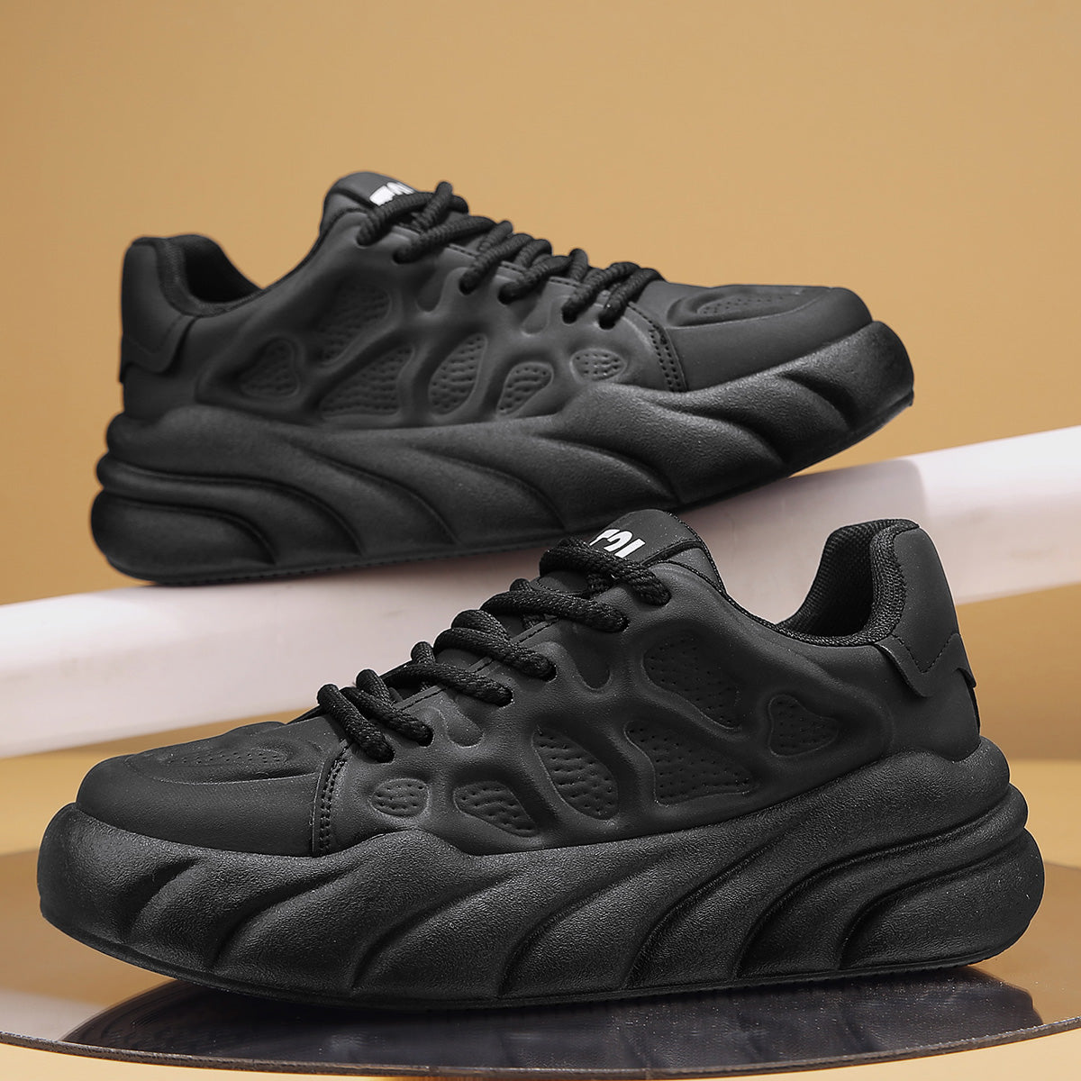 ♛𝔽𝕦𝕤𝕚𝕠𝕟 𝔽𝕠𝕔𝕦𝕤☢︎ᴄᴀꜱᴜᴀʟ ꜱɴᴇᴀᴋᴇʀ ♜✽𝟤𝟢𝟤𝟧✽ 春夏白霧雲感厚底增高潮鞋 中性男女款  ʏ𝟪𝟧𝟣