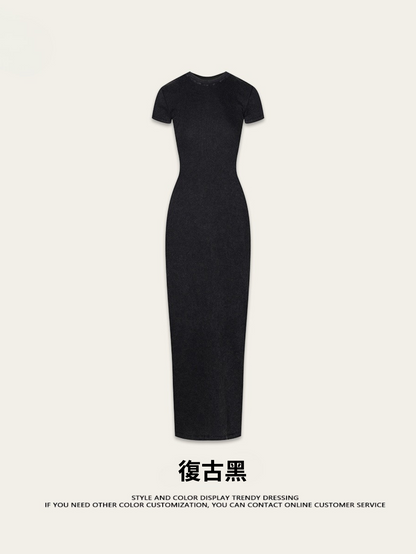 Fierce & Fitted 夏季辣妹必備修身款短袖連身長裙 復古黑