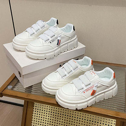 ♛𝔽𝕦𝕤𝕚𝕠𝕟 𝔽𝕠𝕔𝕦𝕤☢︎ꜰʟᴇxɪɴɢ-ꜱʜᴏᴇꜱ ♜✽𝟤𝟢𝟤𝟧✽ 春夏新款可愛風休閒百搭厚底增高𝟧ᴄᴍ鞋  女款  (35-40號） ᴍꜱ𝟣𝟨𝟧