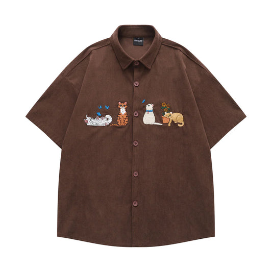 𝔼mbro 𝕊hirt𒉽美式復古趣味貓咪繡花燈芯絨短袖襯衫(棕色)