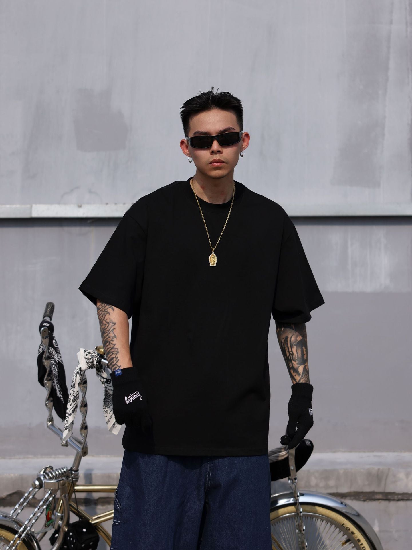 𝔽𝕦𝕤𝕚𝕠𝕟 𝔽𝕠𝕔𝕦𝕤-ᴄʜɪᴄᴀɴᴏ♠︎悍匪♠︎ 美式風格hiphop街舞纯色重磅小领口chicano短袖