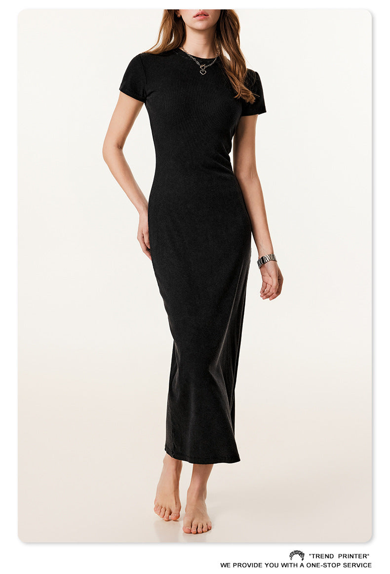 Fierce & Fitted 夏季辣妹必備修身款短袖連身長裙 復古黑