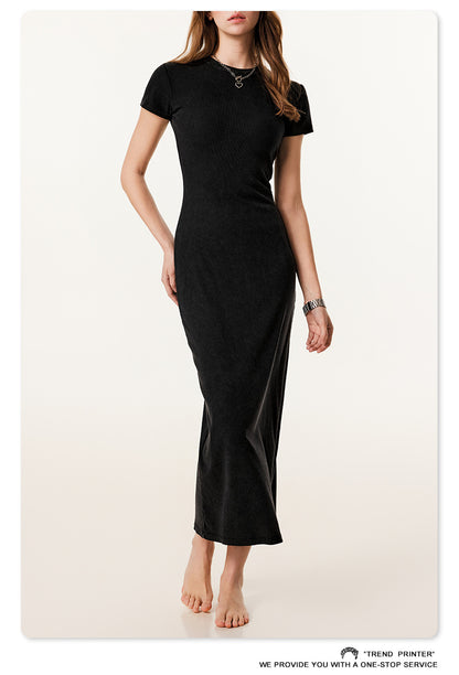 Fierce & Fitted 夏季辣妹必備修身款短袖連身長裙 復古黑