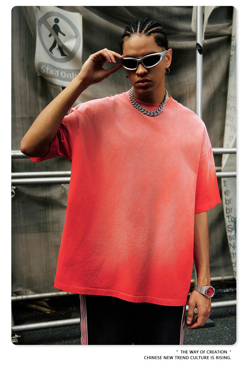 ▶𝔽𝕦𝕤𝕚𝕠𝕟 𝔽𝕠𝕔𝕦𝕤 ⌘𝓦𝓪𝓼𝓱𝓮𝓭 𝔀𝓲𝓷𝓭 ◀ 2025春夏潮牌ins新款纯棉水洗做舊短袖街頭巴家重磅半袖Ｔ恤 TZ-05