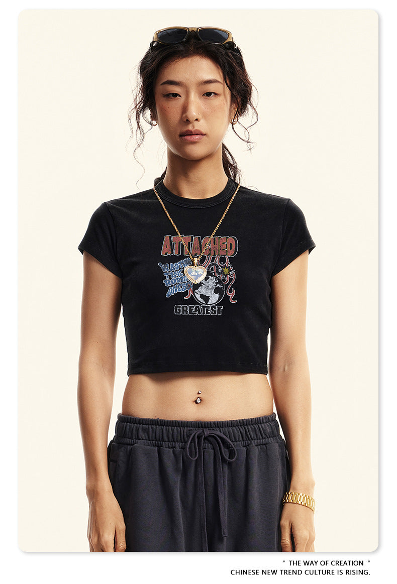 Fierce & Fitted 美式夏季修身字母印花辣妹短版上衣89 復古黑