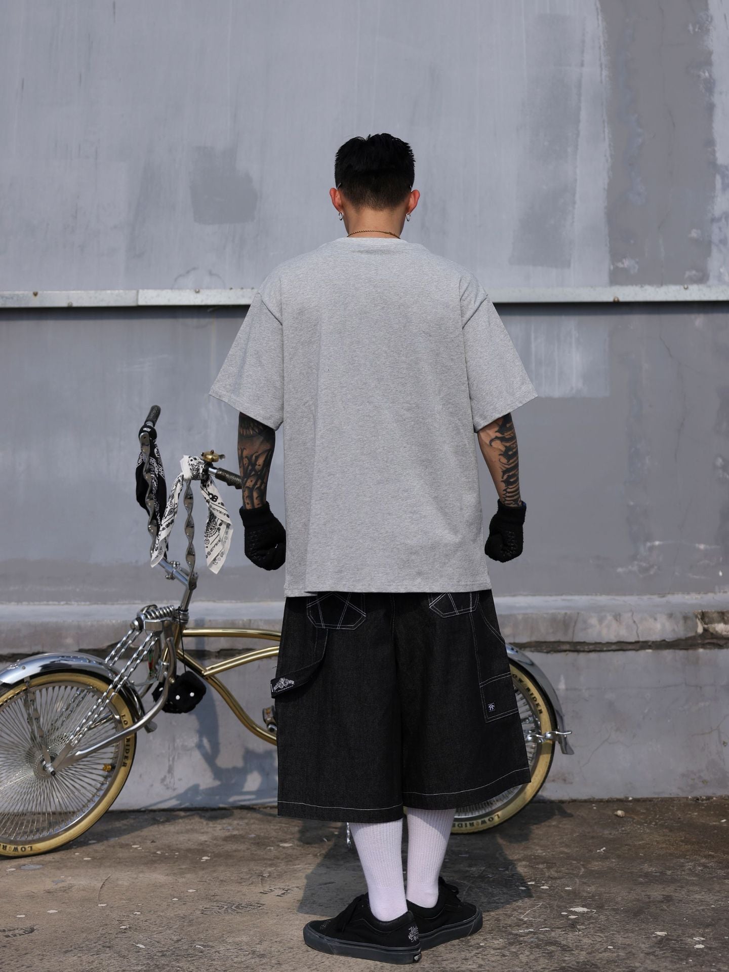 𝔽𝕦𝕤𝕚𝕠𝕟 𝔽𝕠𝕔𝕦𝕤-ᴄʜɪᴄᴀɴᴏ♠︎悍匪♠︎ 美式風格hiphop街舞纯色重磅小领口chicano短袖