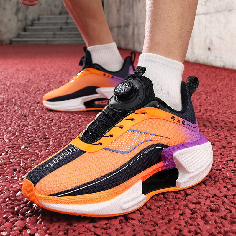 ♛𝔽𝕦𝕤𝕚𝕠𝕟 𝔽𝕠𝕔𝕦𝕤☢︎ᴄᴀꜱᴜᴀʟ ꜱɴᴇᴀᴋᴇʀ ♜✽𝟤𝟢𝟤𝟧✽春夏新款熱門懶人旋鈕包覆強耐穿運動鞋   男女款 情侶款 大🦶款 (33-45號)  L53